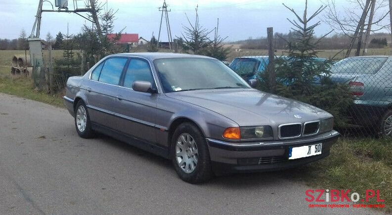 1995' BMW Seria 7 photo #1