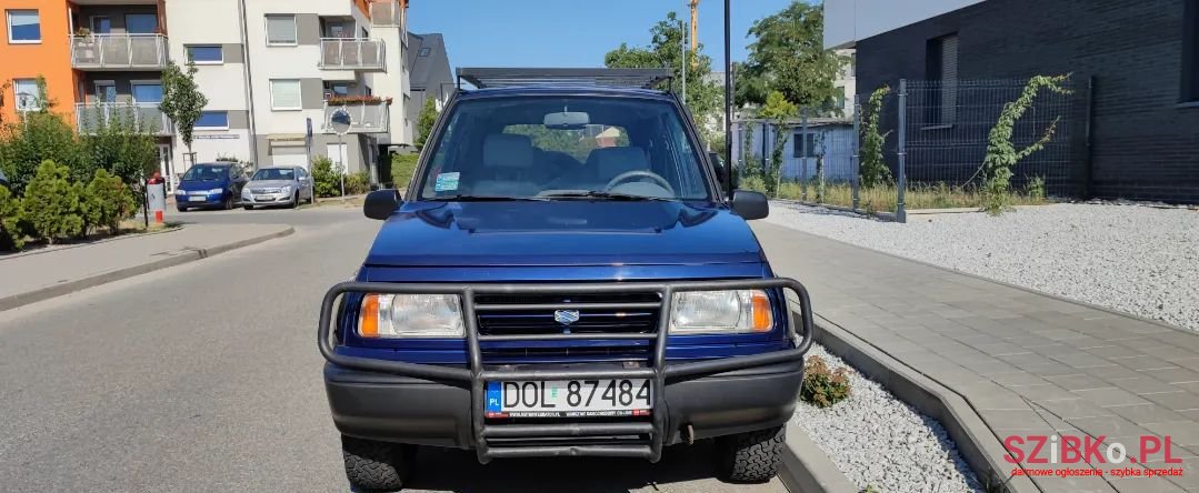 2002' Suzuki Grand Vitara photo #1