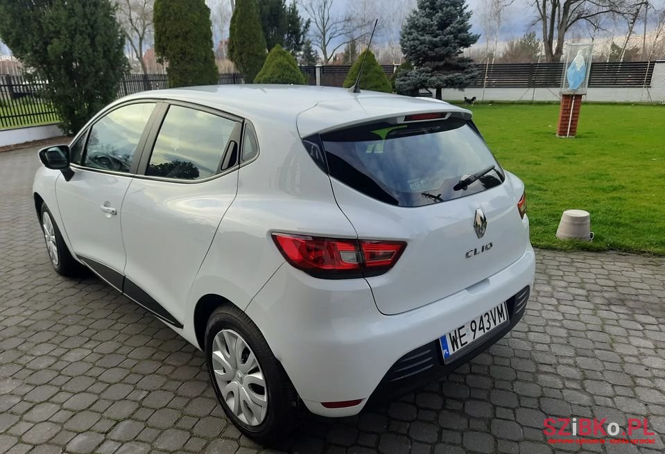 2019' Renault Clio photo #5