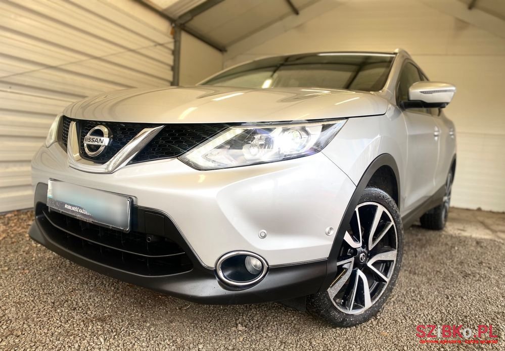 2015' Nissan Qashqai 1.6 Dci Tekna photo #1
