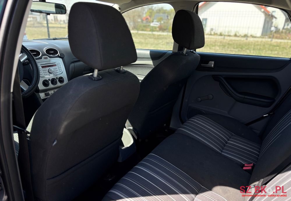 2008' Ford Focus 1.6 Silver X photo #4