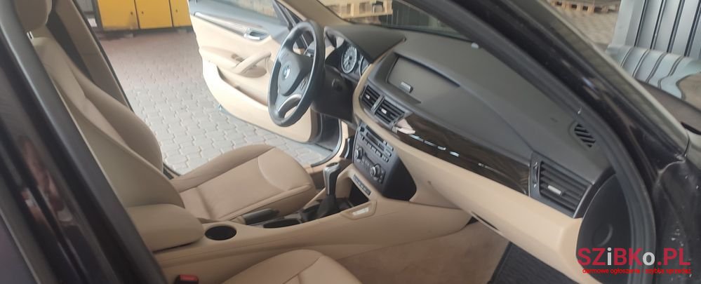 2010' BMW X1 Xdrive18D photo #6