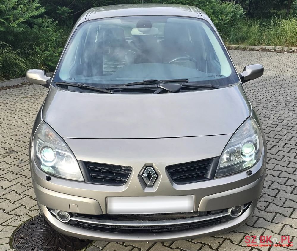 2008' Renault Scenic photo #3