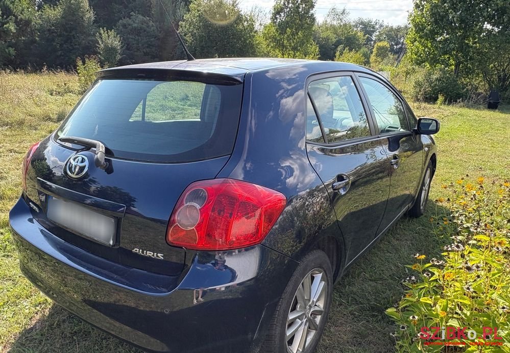 2008' Toyota Auris 1.4 D-4D Terra photo #3