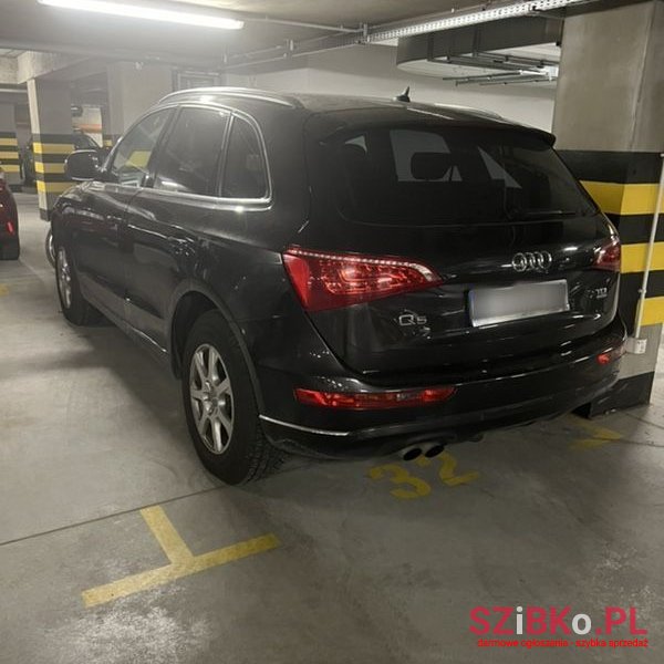 2010' Audi Q5 S Tronic photo #2