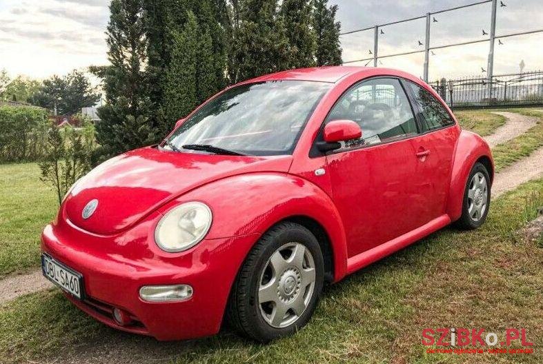 2000' Volkswagen New Beetle photo #1