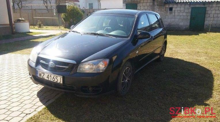 2006' Kia Cerato Lx photo #2