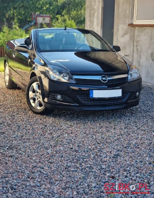 2006' Opel Astra photo #2