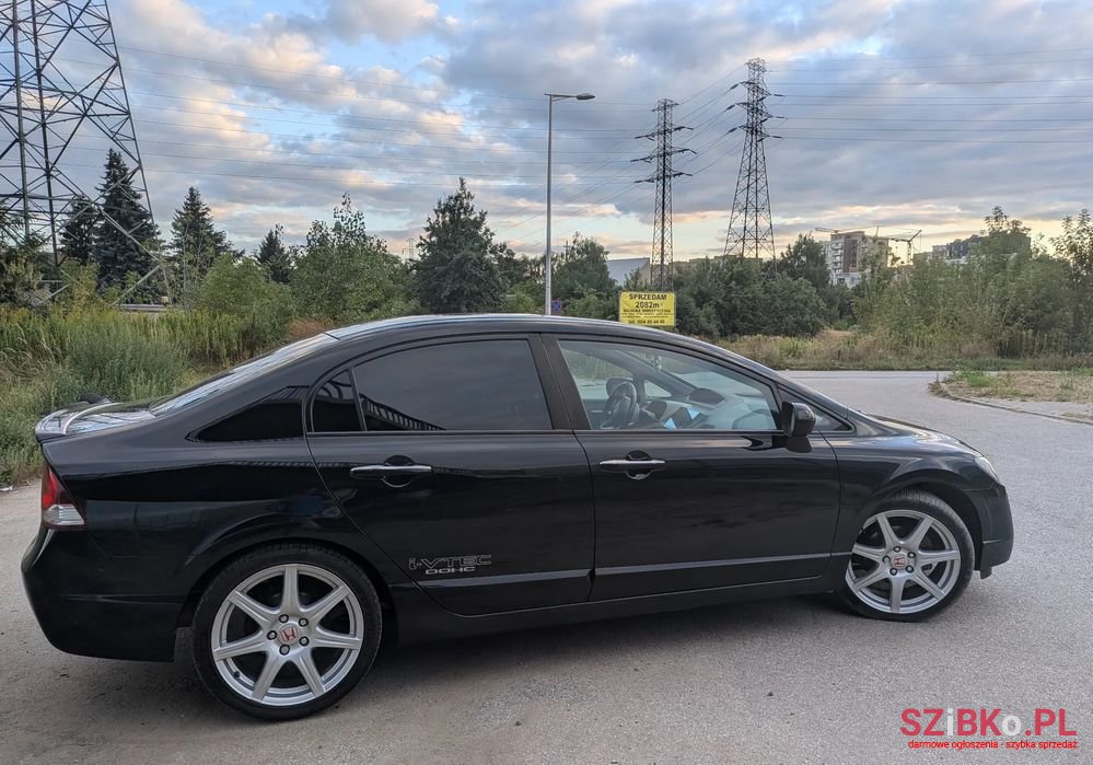 2010' Honda Civic 1.8 Executive photo #3