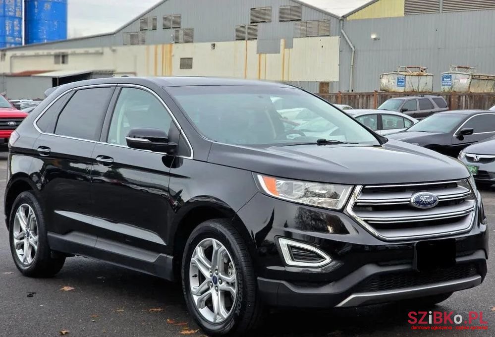 2017' Ford Edge photo #3