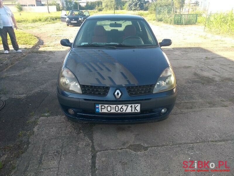2003' Renault Clio photo #1