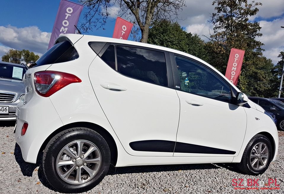 2016' Hyundai i10 photo #3