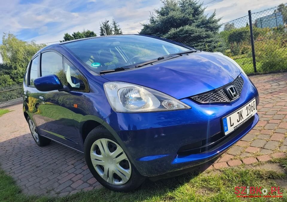 2009' Honda Jazz photo #2