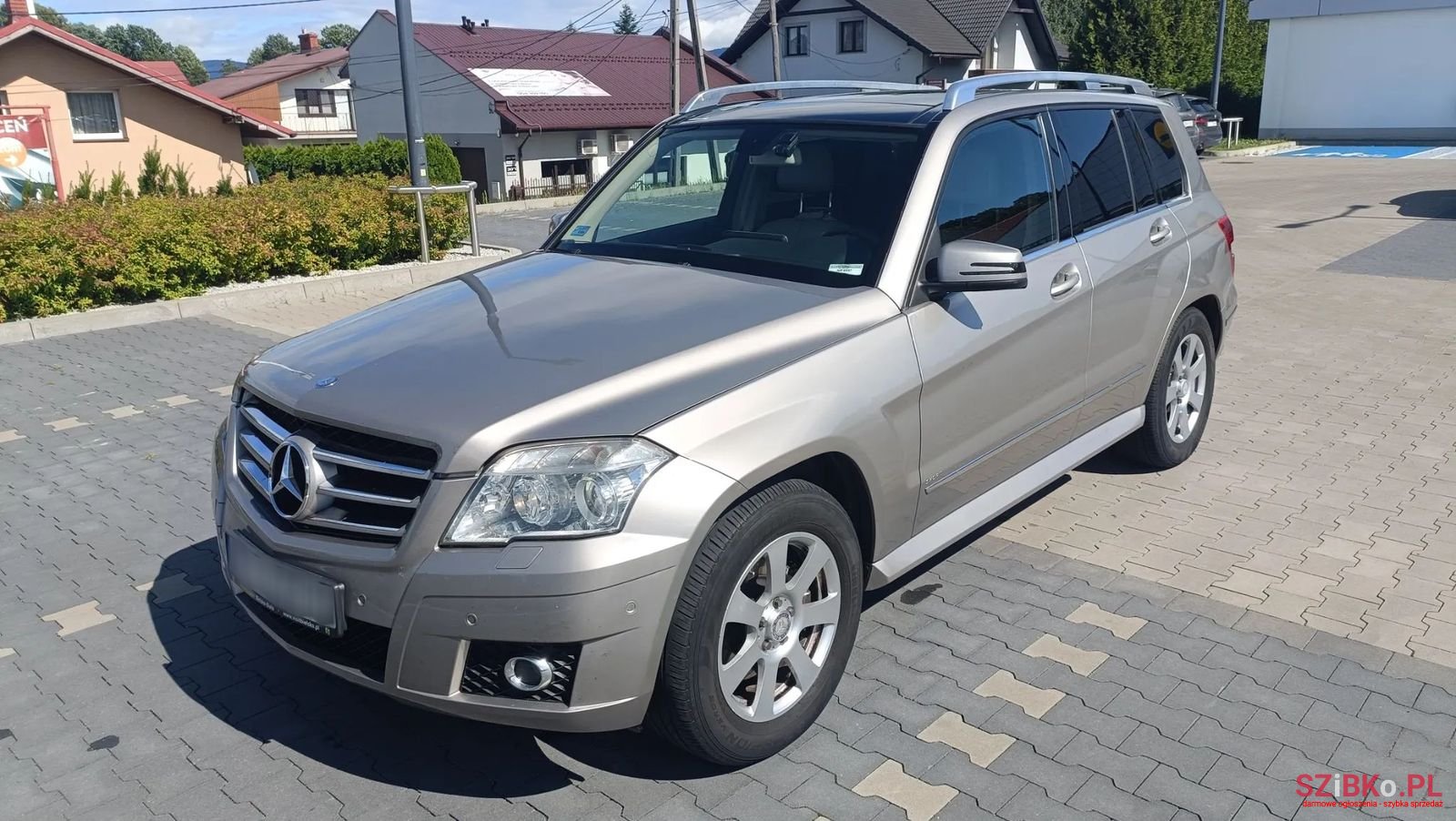2008' Mercedes-Benz GLK photo #1