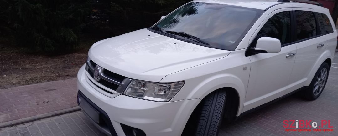 2012' Fiat Freemont photo #1