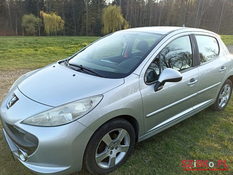 2008' Peugeot 207 1.6 Hdi 16V Trendy photo #4