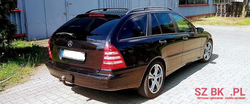 2004' Mercedes-Benz Klasa C photo #2