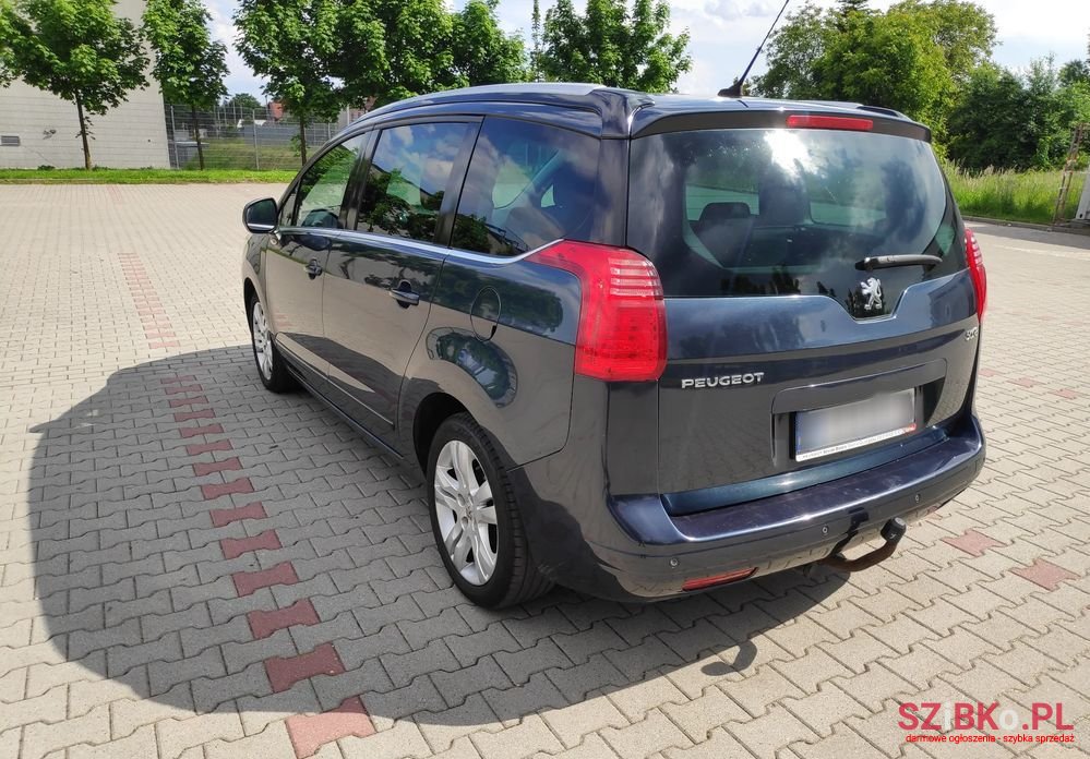 2011' Peugeot 5008 1.6 Thp Family photo #5