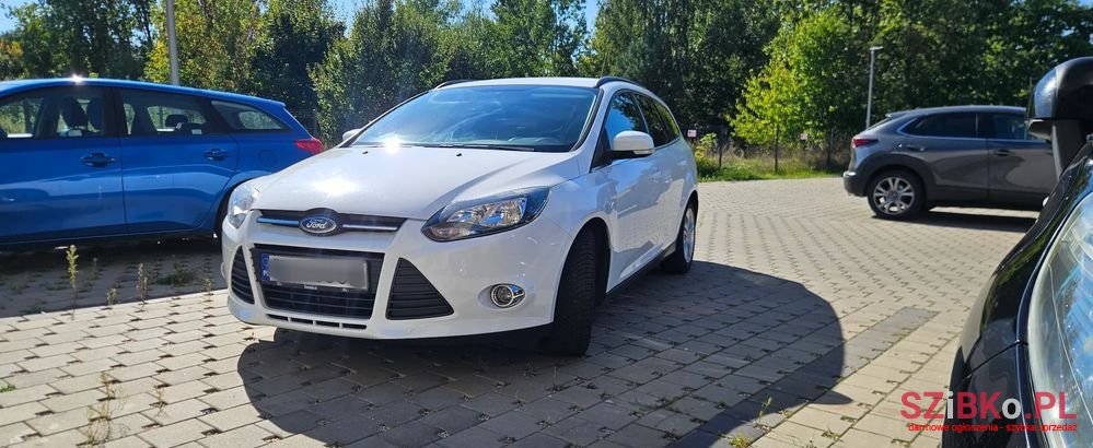 2012' Ford Focus photo #5