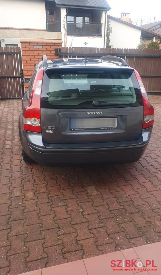 2004' Volvo V50 2.4I Kinetic photo #3