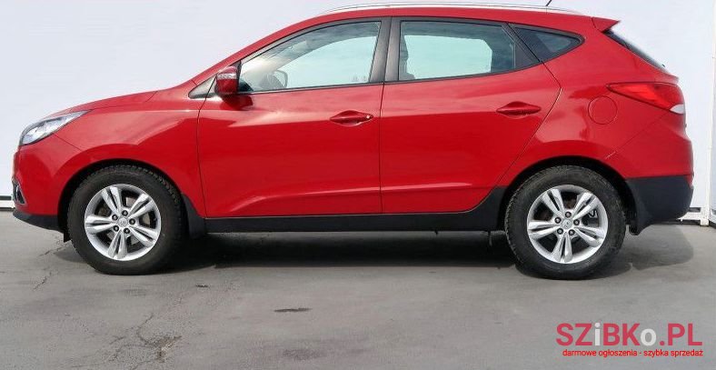 2012' Hyundai ix35 photo #2