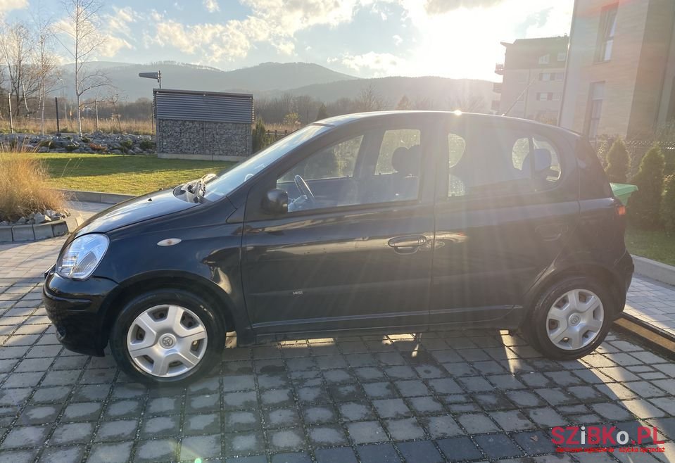 2005' Toyota Yaris photo #4