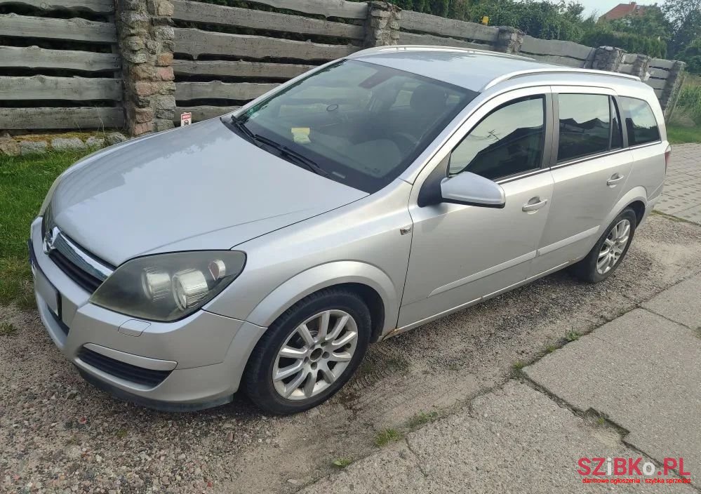 2005' Opel Astra 1.8 Caravan photo #6