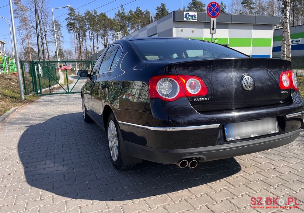 2008' Volkswagen Passat photo #5