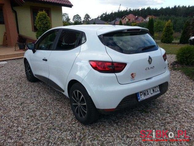 2014' Renault Clio photo #2