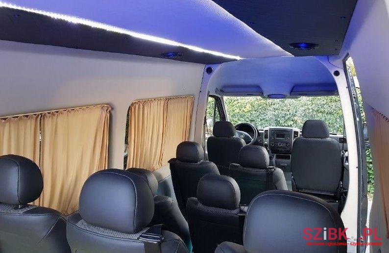 2011' Mercedes-Benz Sprinter photo #3