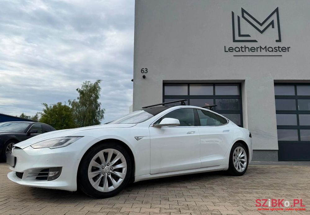 2017' Tesla Model S photo #3