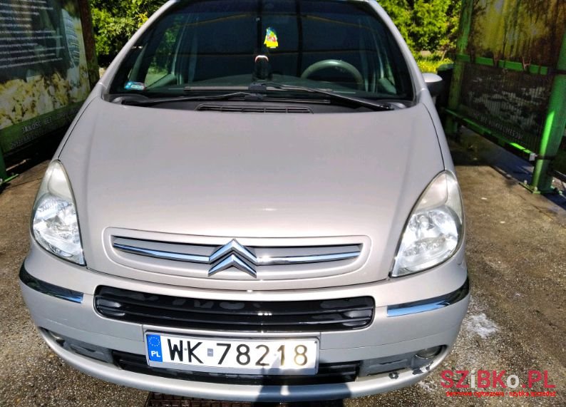 2005' Citroen Xsara Picasso photo #1