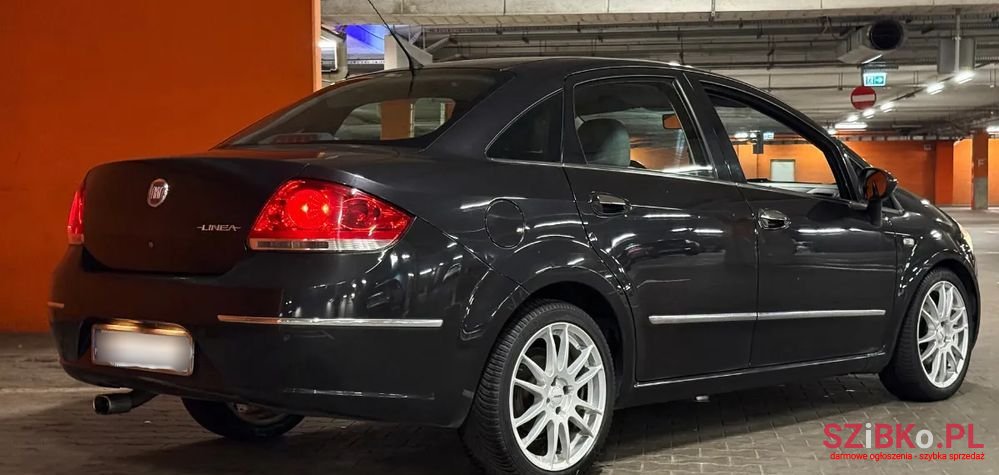 2009' Fiat Linea photo #3