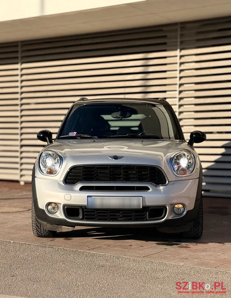 2011' MINI Countryman Cooper S All4 photo #5