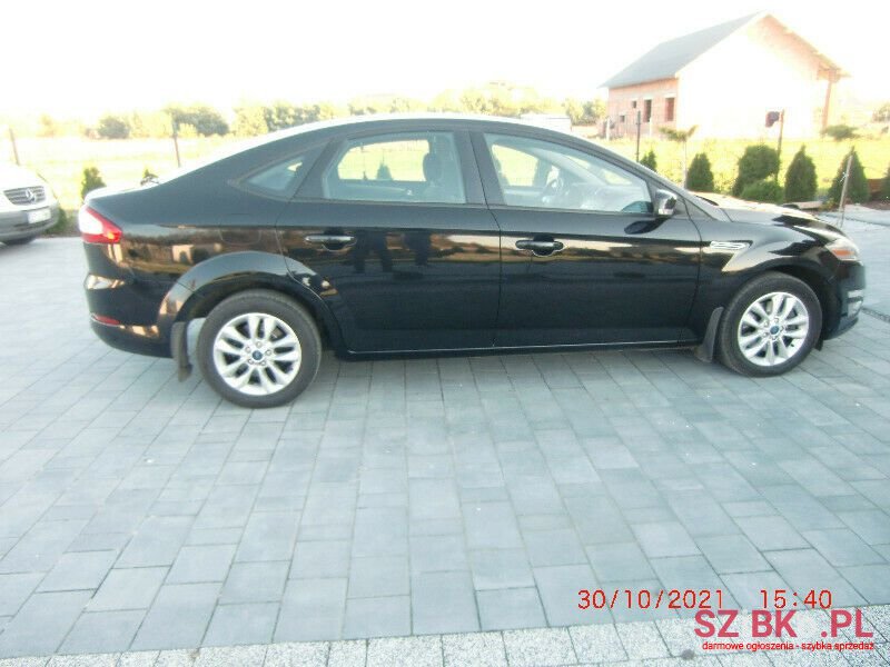 2013' Ford Mondeo photo #5