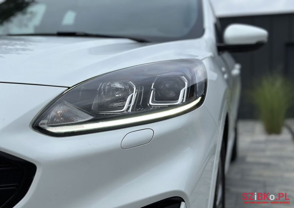 2020' Ford Kuga photo #5