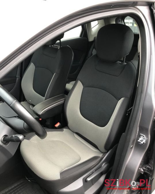 2016' Renault Captur photo #6