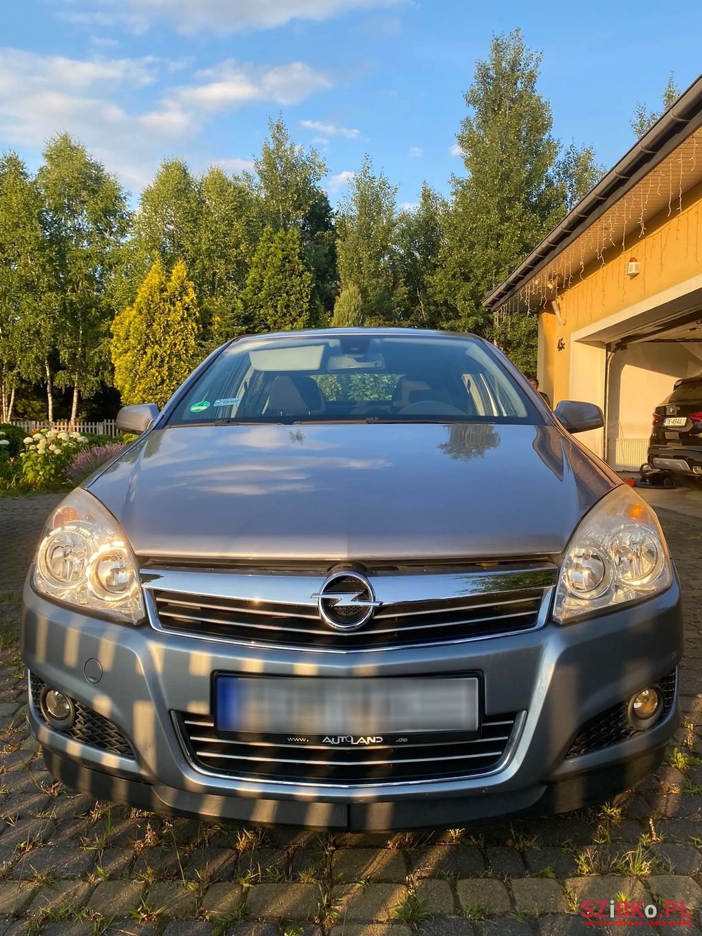 2007' Opel Astra photo #2