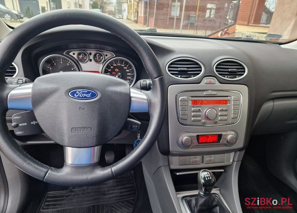 2008' Ford Focus 1.6 Gold X photo #6