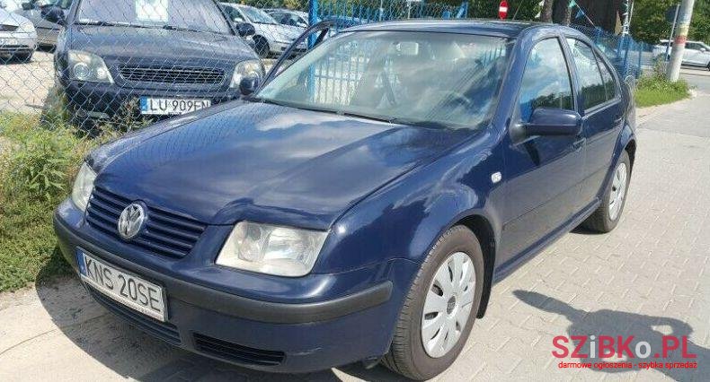 2004' Volkswagen Bora photo #1