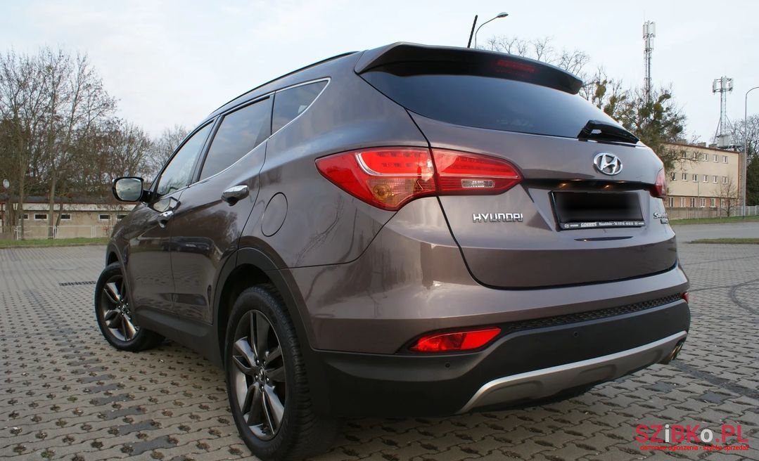 2014' Hyundai Santa Fe photo #3