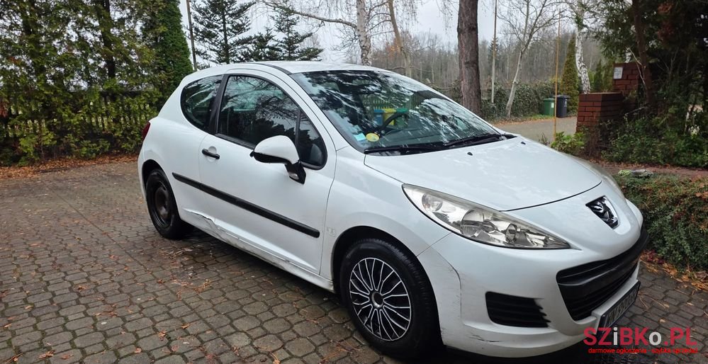 2009' Peugeot 207 photo #3
