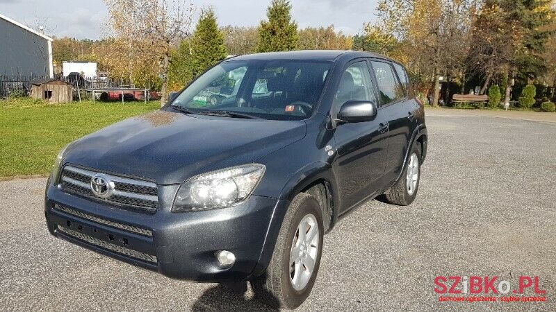 2006' Toyota RAV4 photo #2