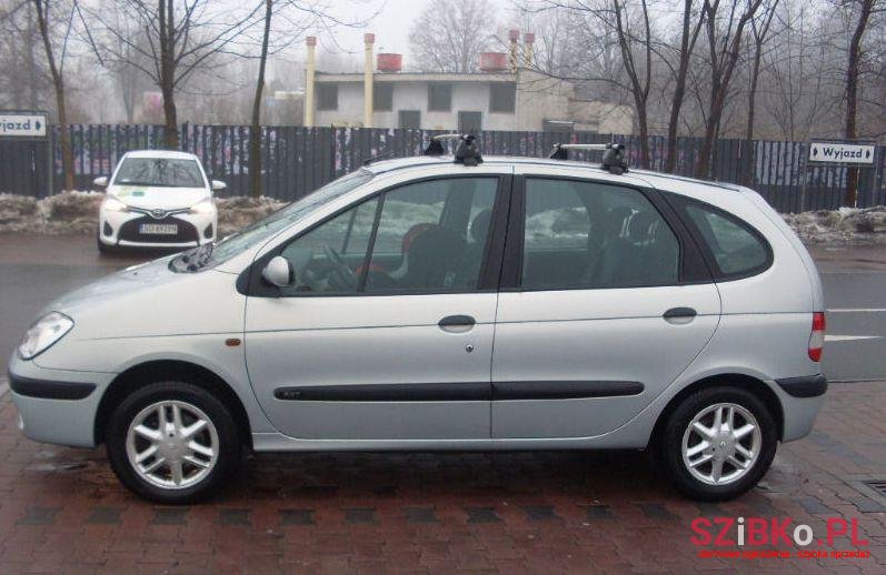 2001' Renault Scenic photo #2