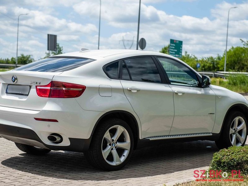 2011' BMW X6 Xdrive35I photo #4