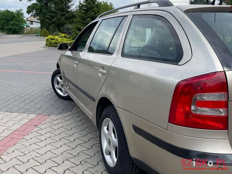 2006' Skoda Octavia photo #3