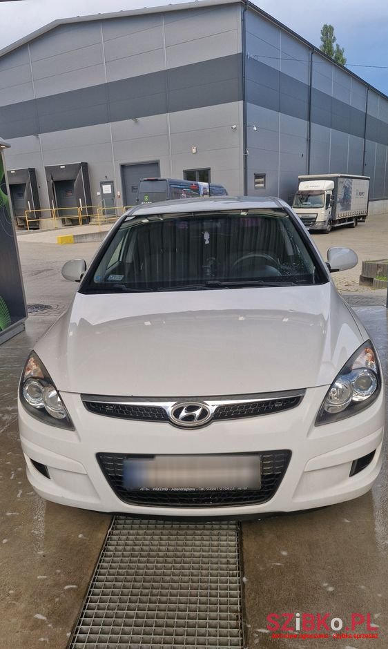 2008' Hyundai i30 photo #3