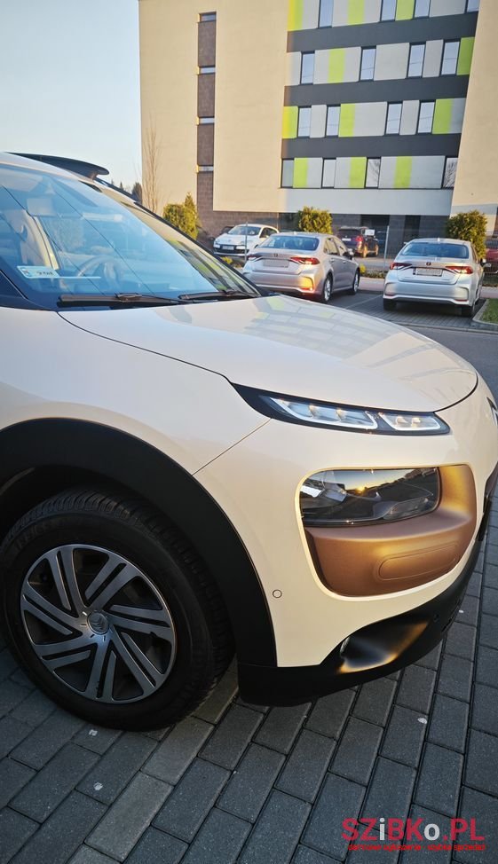 2015' Citroen C4 Cactus photo #5