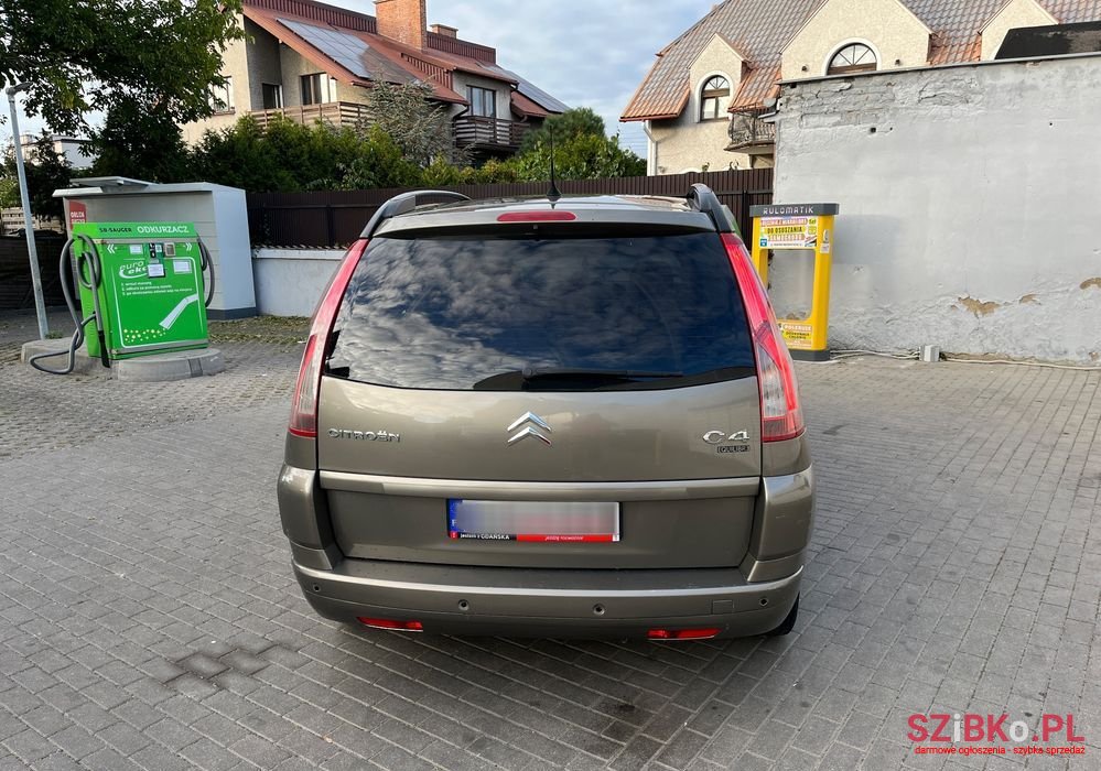 2009' Citroen C4 Grand Picasso photo #5