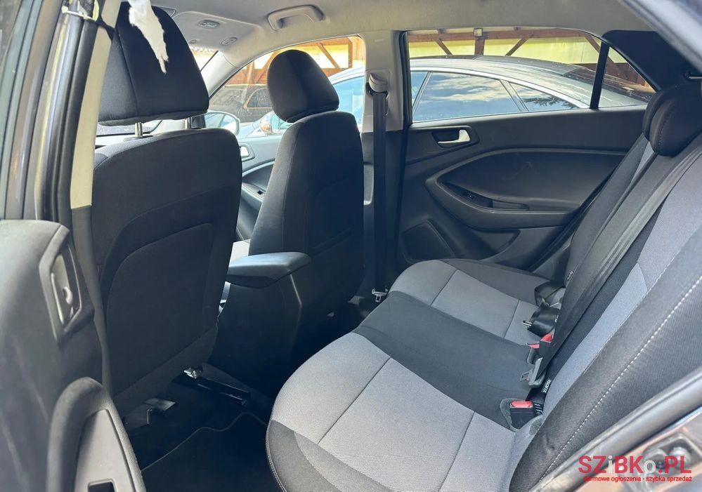 2020' Hyundai i20 1.0 T-Gdi Active Dct photo #3